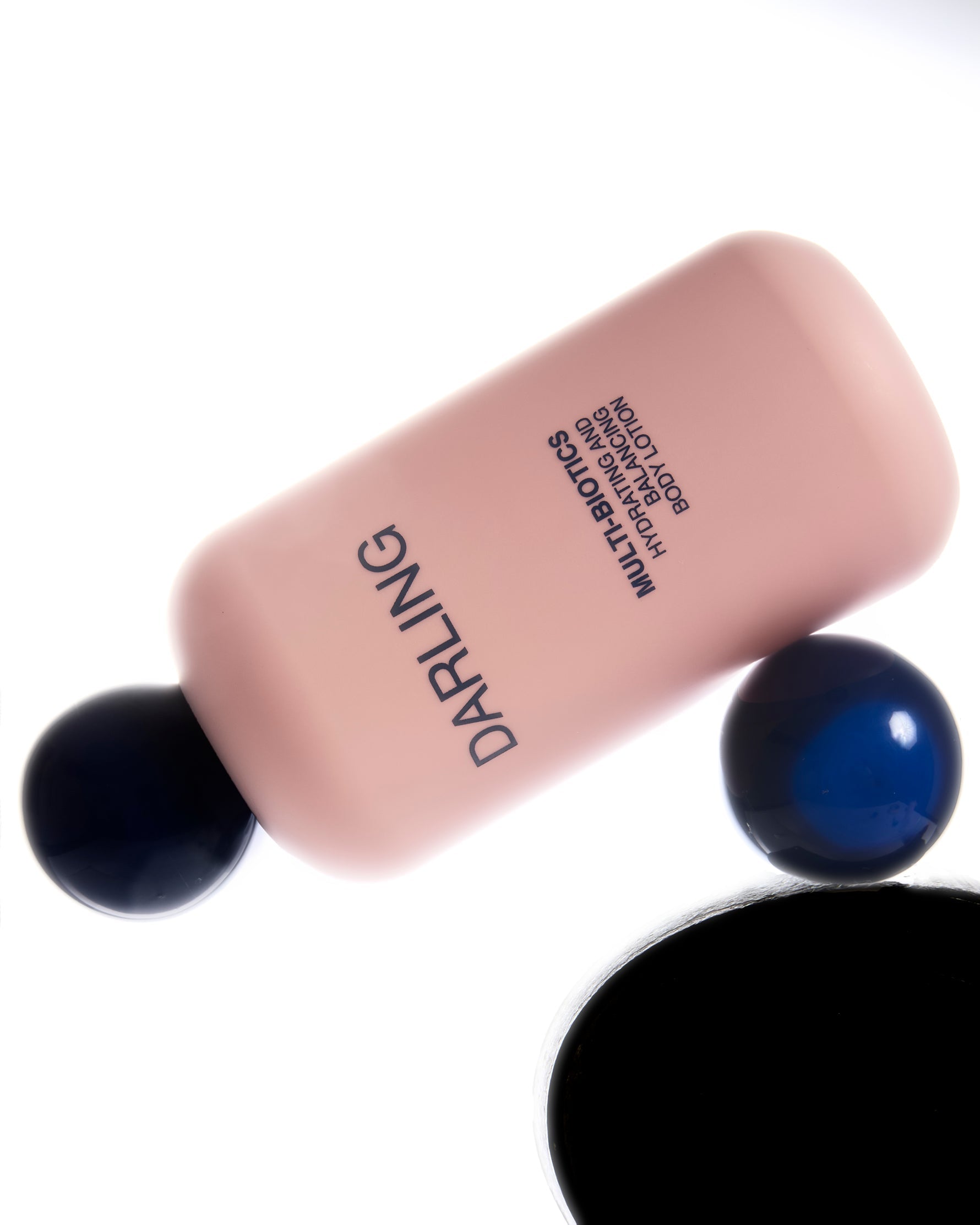 Darling_Multi_biotics_body_lotion_Lifestyle