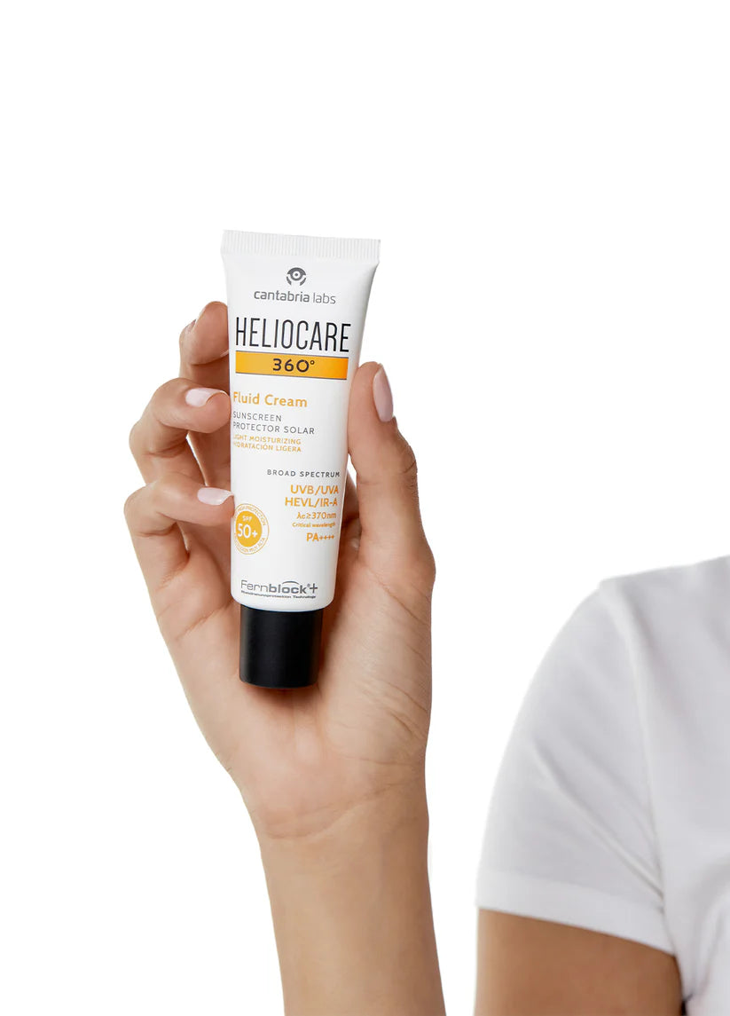 Heliocare_Fluid_Cream_SPF50__LifestyleHand.webp