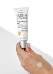 Pigment Solution Fluid SPF50+