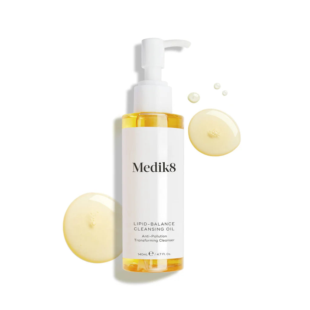 Medik8_Lipid_Cleansing_Oil_ProductTexture.webp