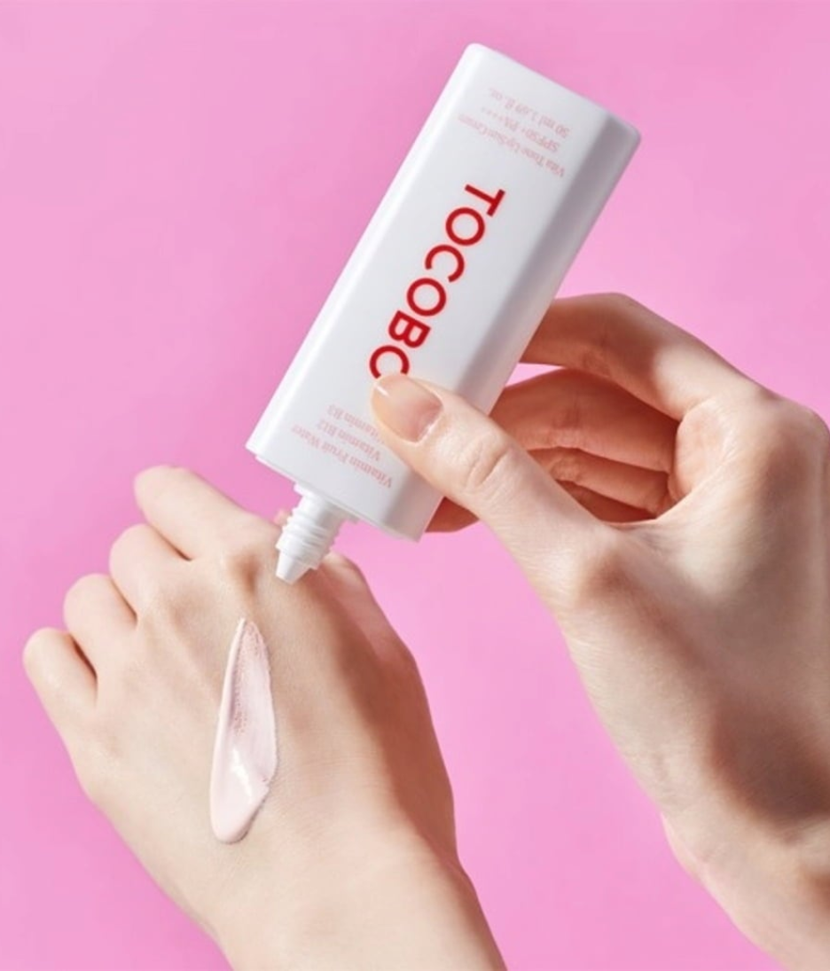 Tocobo_Cica_Tone_Up_Sun_Cream_applicator.png