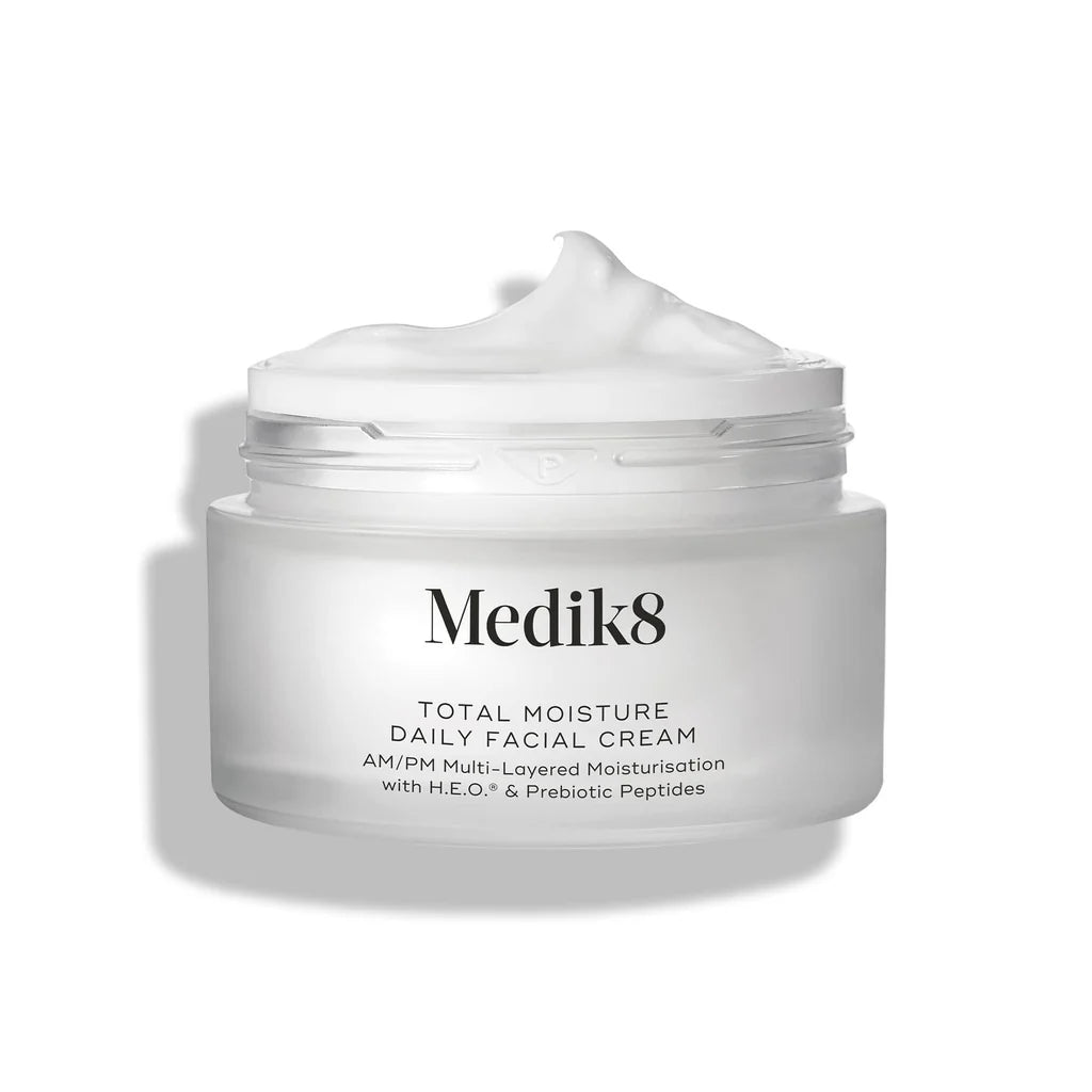Total_Moisture_Daily_Facial_Cream_Texture.webp