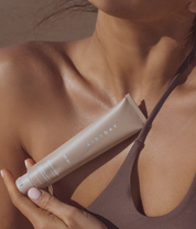 Golden Glow SPF50+