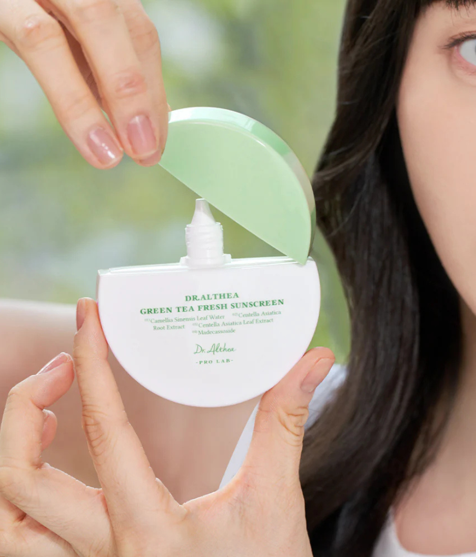 Green Tea Fresh Sunscreen SPF 50+ PA++++