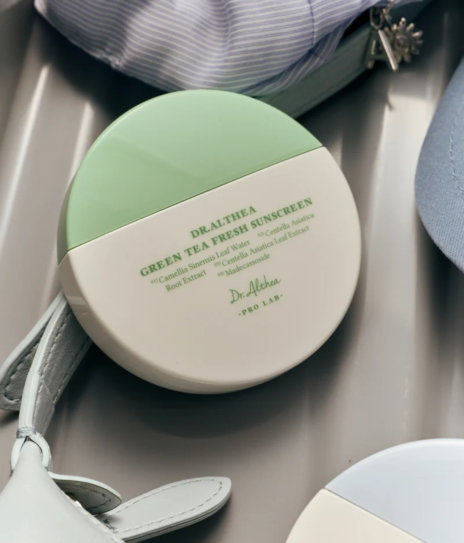 Green Tea Fresh Sunscreen SPF 50+ PA++++