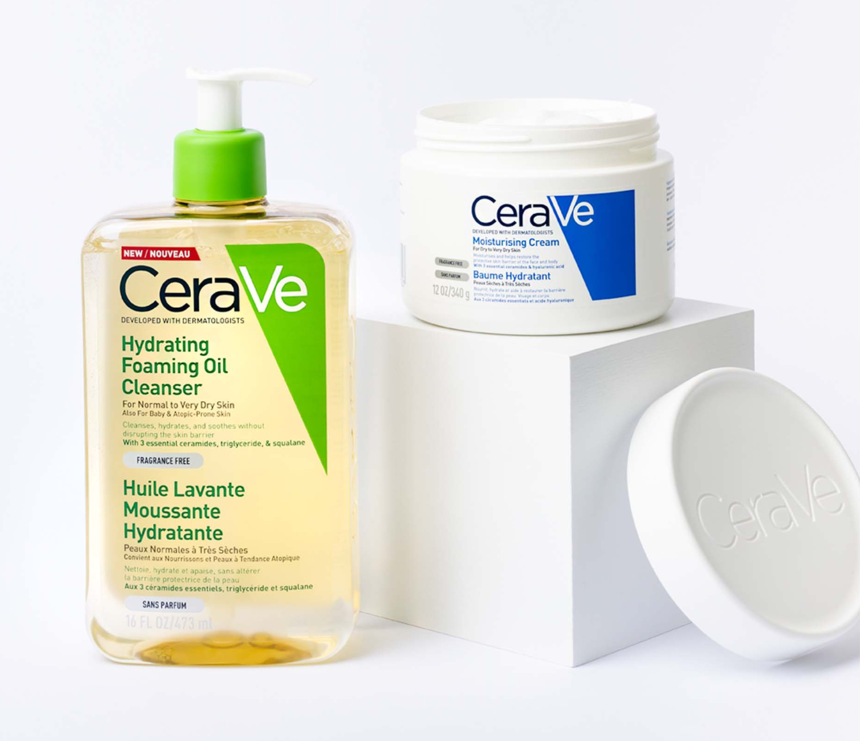 CeraVe_HydratingOilCleanser_Lifestyle.png