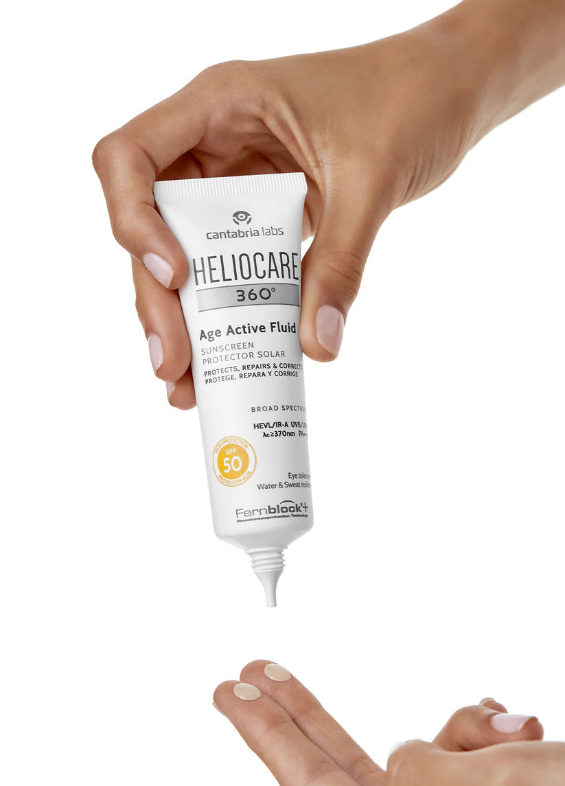 Heliocare_AgeActiveFluid_TextureHand.webp