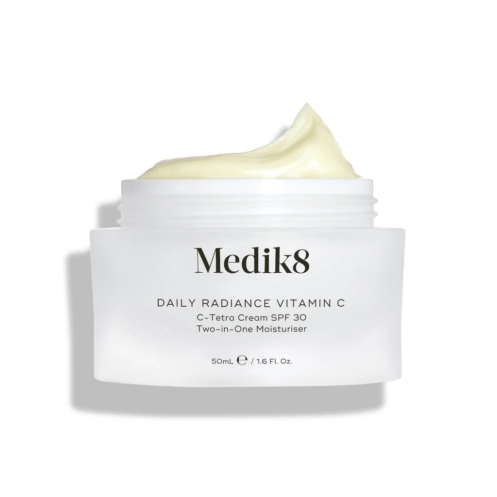 Medik8_Daily_Radiance_Vitamin_C__Texture.webp