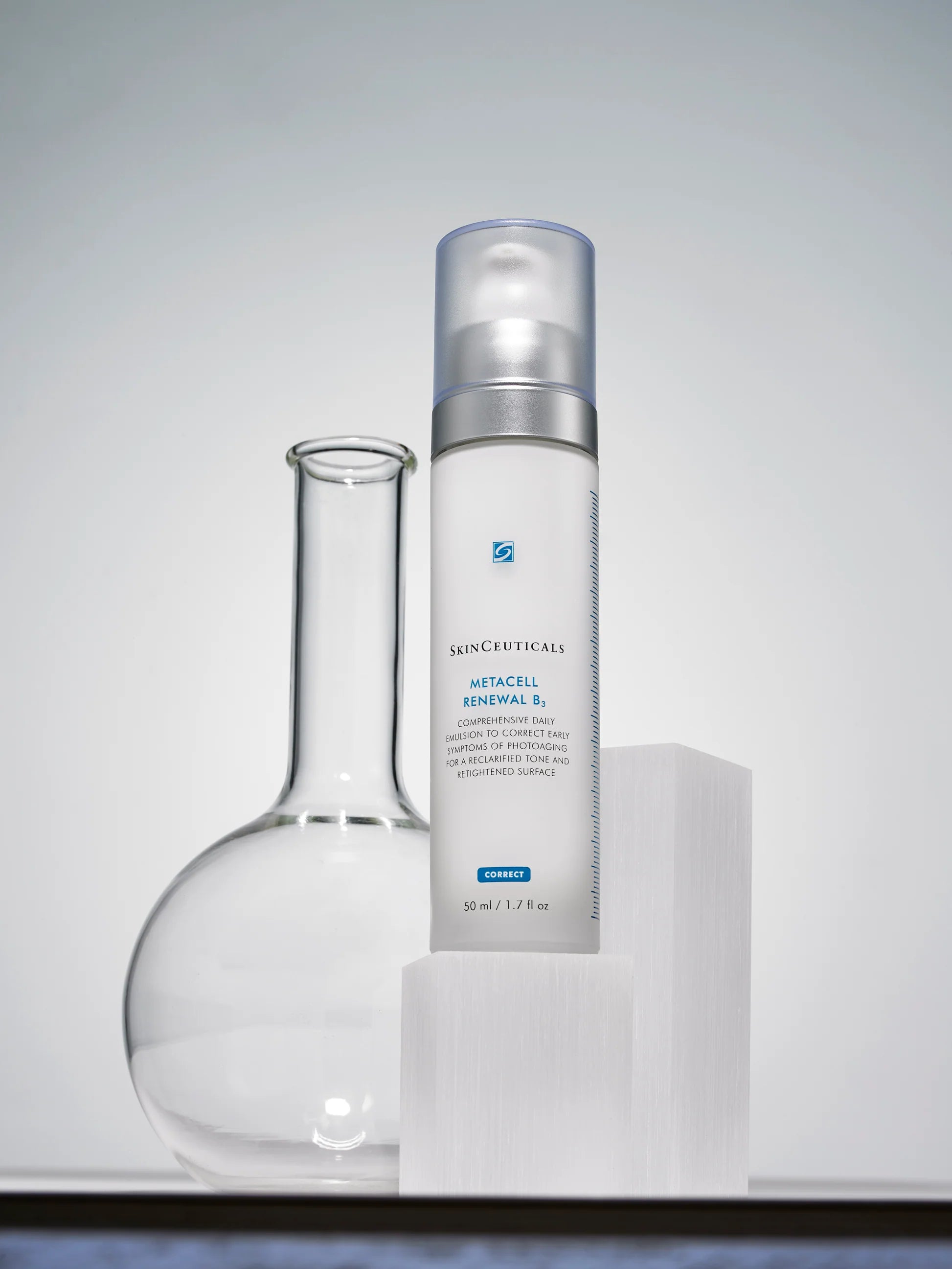 METACELL RENEWAL B3 | SKINCEUTICALS