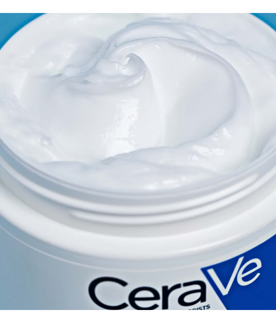CeraVe Moisturising Cream 340g product with texture 