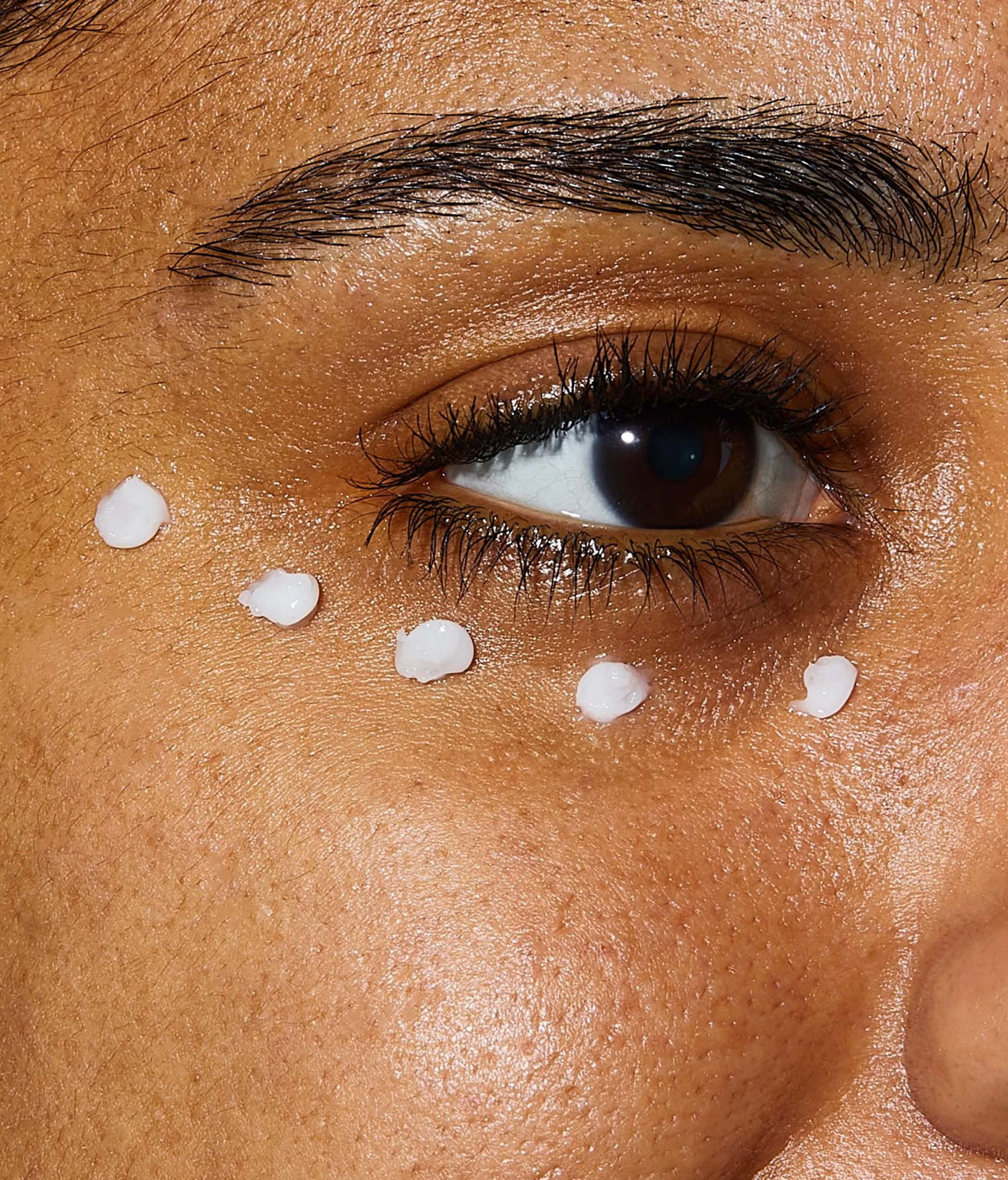 CeraVe Skin Renewing Eye Cream Application Area How to Apply